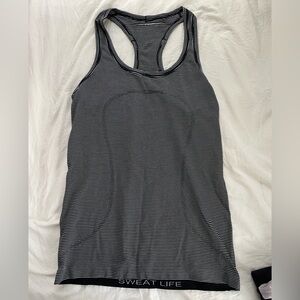 Lululemon tank top